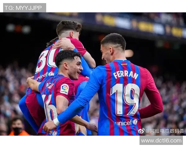 英超大战：巴萨狂胜那不勒斯五球大捷引发全场热议与赛后分析
