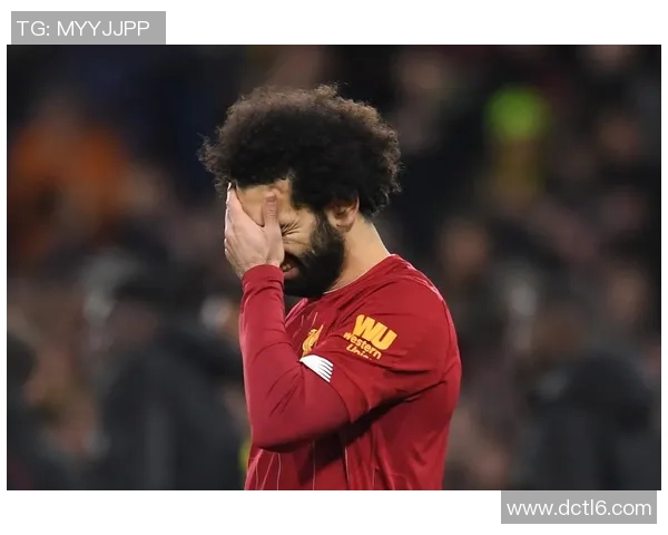 英超经典对决：利物浦大胜本菲卡引发全场震撼回忆历史冷门瞬间