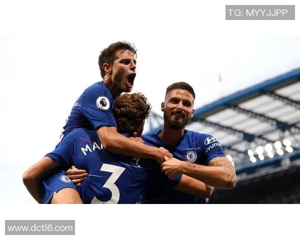 欧冠焦点战：AC米兰与里昂互交白卷红牌事件引发全场热议