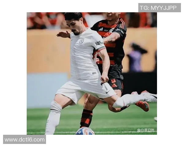 德甲经典对决切尔西逆转里昂红牌争议引发全场热议