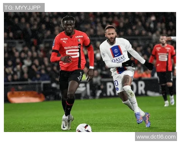 德甲焦点战巴黎圣日耳曼与莱比锡鏖战无果赛后引发热议与反思 德甲焦点战巴黎圣日耳曼与莱比锡鏖战无果赛后引发热议与反思