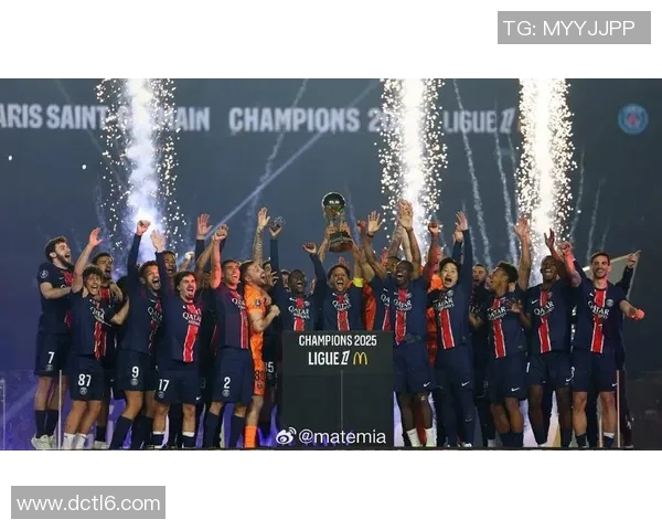 欧联杯惊天冷门巴黎圣日耳曼大胜巴萨红牌事件引发全场热议 欧联杯惊天冷门巴黎圣日耳曼大胜巴萨红牌事件引发全场热议