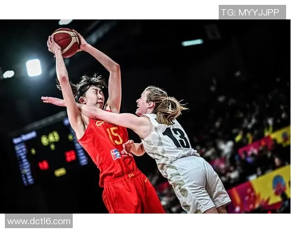 友谊赛精彩对决本菲卡与尤文图斯战平战术解析引发全场热烈反响