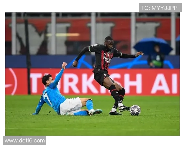 国王杯激战皇马与AC米兰握手言和红牌事件引发全场热议与十大精彩进球回顾