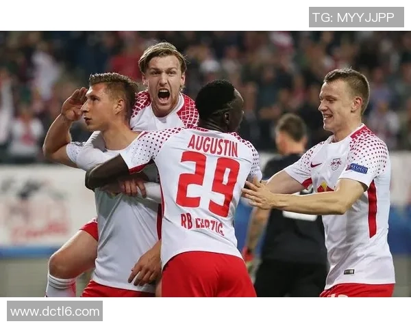 莱比锡逆转波尔图全场沸腾战术解析与精彩瞬间回顾 莱比锡逆转波尔图全场沸腾战术解析与精彩瞬间回顾