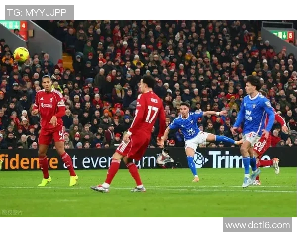 皇马大胜阿森纳6比2神奇扑救瞬间点燃世界杯激情与转会传闻