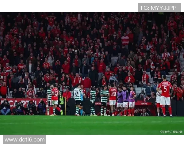 欧联杯精彩对决拜仁狂胜AC米兰引发转会风波与热议