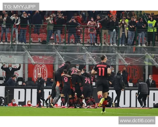 世界杯激战：AC米兰与波尔图战成平局全场沸腾数据分析揭示精彩瞬间