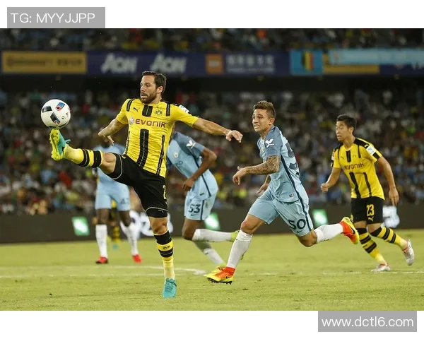 欧冠激战多特蒙德与切尔西握手言和争议判罚引发热议