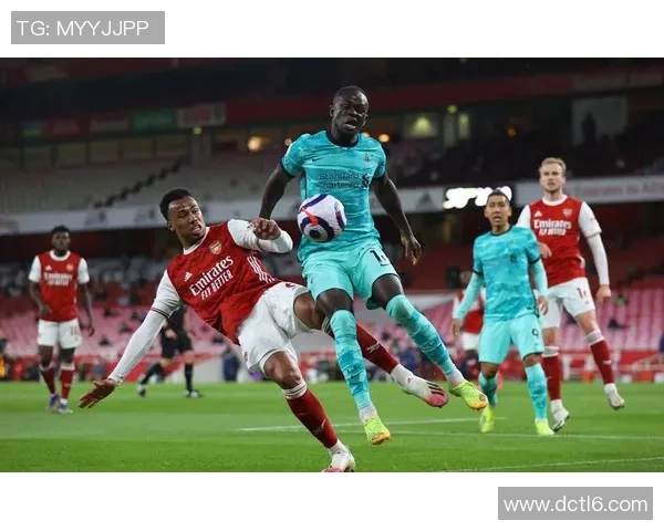 欧冠焦点战波尔图与阿森纳握手言和乌龙球成比赛转折点解析 欧冠焦点战波尔图与阿森纳握手言和乌龙球成比赛转折点解析