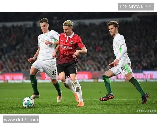 国王杯激战莱比锡绝杀里昂全场沸腾瞬间回顾与赛后分析